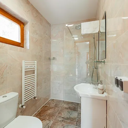 Holiday home Perla Lacului Risca